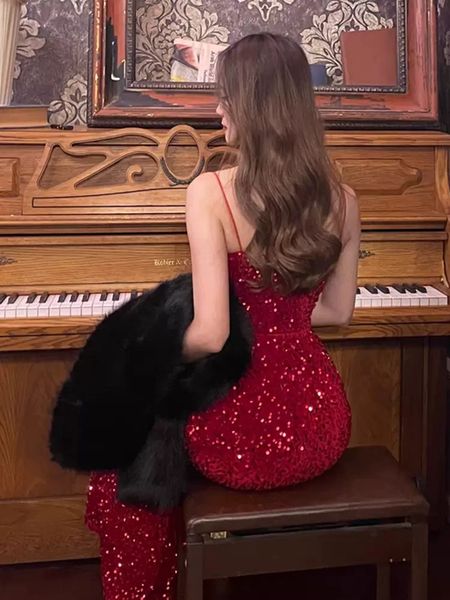 red velour sequins evening dresses mermaid spaghetti straps 2023 women formal prom gowns club night maxi midi robe, Black;red
red velour sequins evening dresses mermaid spaghetti straps 2023 women formal prom gowns club night maxi midi robe, Black;red