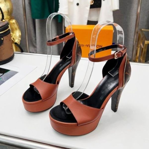 crystal diamond fashion high heels bald in the perfect style classic show dinner dinner dress manufacturer direct sales, Black
crystal diamond fashion high heels bald in the perfect style classic show dinner dinner dress manufacturer direct sales, Black
