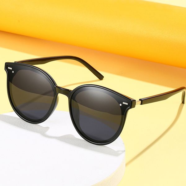 niche design sunglasses women full-frame sunglasses 2023 european fashion men's sunscreen gm glasses uv400 polarized sunglasses, White;black
niche design sunglasses women full-frame sunglasses 2023 european fashion men's sunscreen gm glasses uv400 polarized sunglasses, White;black