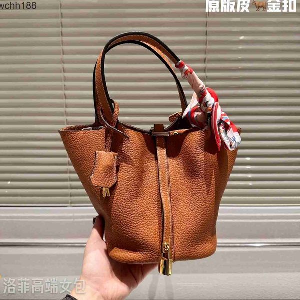 layer tote picotin bags locks bag basket 2023 cowhide women's leather bucket lightweight designer high handbag 18cm 7fmp
layer tote picotin bags locks bag basket 2023 cowhide women's leather bucket lightweight designer high handbag 18cm 7fmp