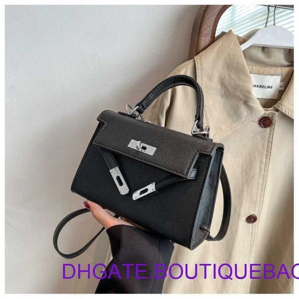 designer hremm kelys's bags for sale small square bag women's new fashion styling shoulder messenger portable have real logo
designer hremm kelys's bags for sale small square bag women's new fashion styling shoulder messenger portable have real logo