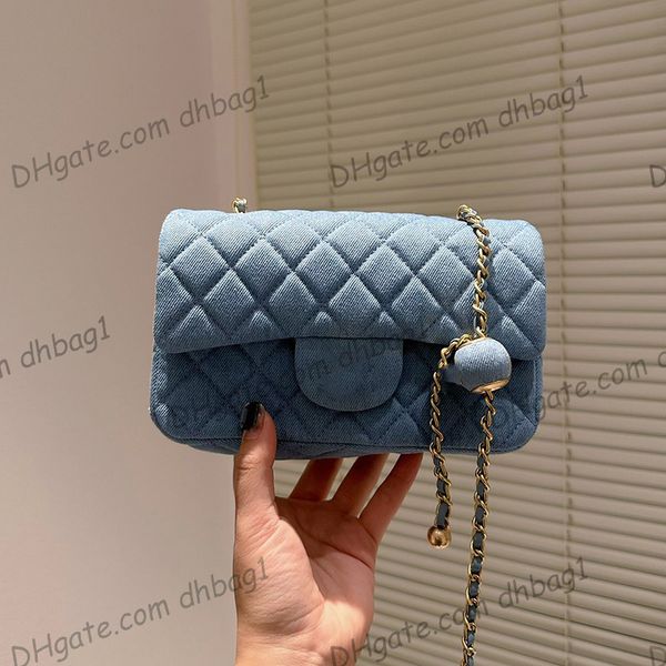 luxury designer denim classic mini flap quilted bags rectangular purse blue crush pearl ball cosmetic case ghw matelasse chain crossbody sho
luxury designer denim classic mini flap quilted bags rectangular purse blue crush pearl ball cosmetic case ghw matelasse chain crossbody sho