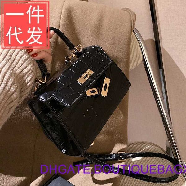 designer hremm kelys's bags for sale small new trendy one shoulder women's cross versatile ins fashionable handbag have real logo
designer hremm kelys's bags for sale small new trendy one shoulder women's cross versatile ins fashionable handbag have real logo