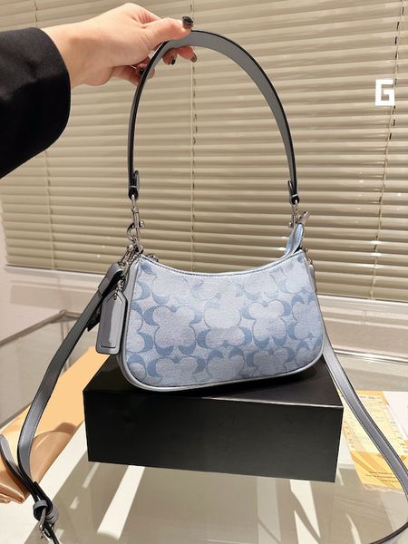cross body underarm body small shoulder bag with 2 detachable shoulder straps crossbody carrying bag womens handbag womens handbag and walle
cross body underarm body small shoulder bag with 2 detachable shoulder straps crossbody carrying bag womens handbag womens handbag and walle
