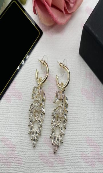trendy tassel pendant studs fashion letters earring titanium sport accessories luxury rhinestone shinning girls earrings jewelry4572808
trendy tassel pendant studs fashion letters earring titanium sport accessories luxury rhinestone shinning girls earrings jewelry4572808
