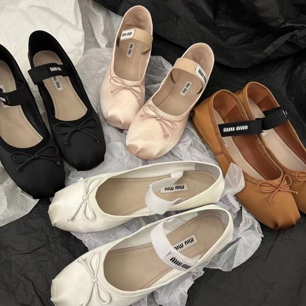 luxury miu paris ballet fashion designer professional dance shoes 2023 satin ballerinas mm platform bowknot shallow mouth single shoe flat s, Black;white
luxury miu paris ballet fashion designer professional dance shoes 2023 satin ballerinas mm platform bowknot shallow mouth single shoe flat s, Black;white