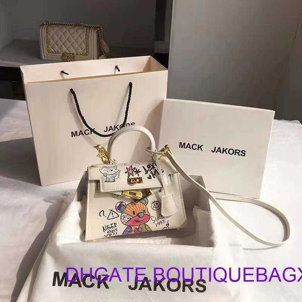 designer hremm kelys's evening bags for outlet hong kong mackjakors leather autumn and winter bear graffiti bag women 2023 new fashion
designer hremm kelys's evening bags for outlet hong kong mackjakors leather autumn and winter bear graffiti bag women 2023 new fashion
