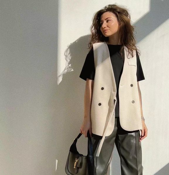 leather large size m3xl korean version suit vest women's short 2023 spring new loose vneck fashion vest jacket women, Black
leather large size m3xl korean version suit vest women's short 2023 spring new loose vneck fashion vest jacket women, Black