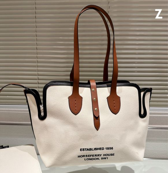 5a brand designer bag luxury canvas handbag medium london tote bag large capacity horseferry crossbody bag with berry small wallet size 32 *
5a brand designer bag luxury canvas handbag medium london tote bag large capacity horseferry crossbody bag with berry small wallet size 32 *