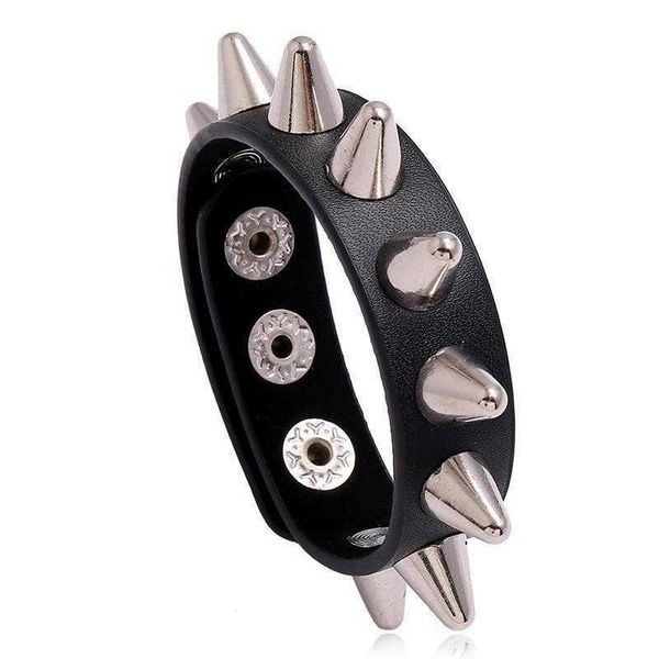 factory price ornament charm wholesale personality spike punk mens leather bracelet fashion haulage motor accessories, Golden;silver
factory price ornament charm wholesale personality spike punk mens leather bracelet fashion haulage motor accessories, Golden;silver