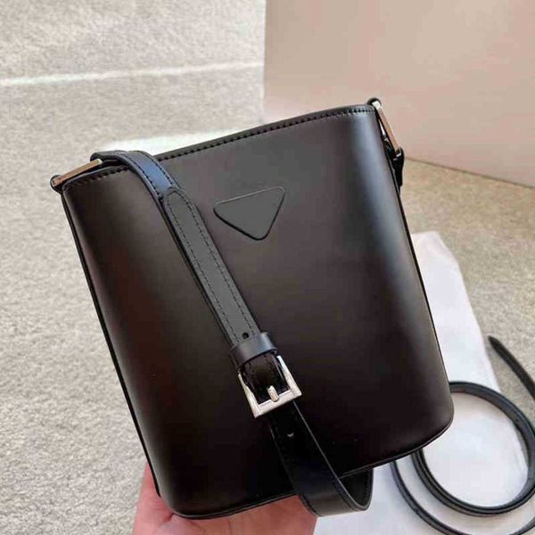shoulder bags designer bucket tote leather handbag women high capacity crossbody bags lady intra-packet interval purses 220819
shoulder bags designer bucket tote leather handbag women high capacity crossbody bags lady intra-packet interval purses 220819