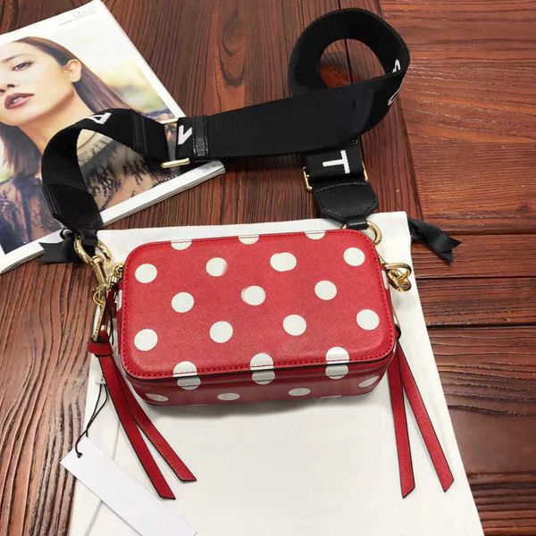 dot snapsdesigner bag women shoulder crossbody small square cross grain cowhide fashion versatile women's
dot snapsdesigner bag women shoulder crossbody small square cross grain cowhide fashion versatile women's