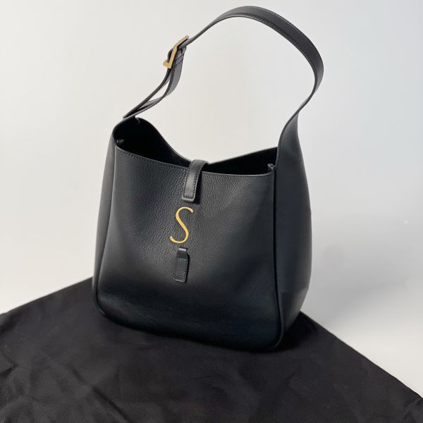 le5a7 designer bags genuine leather saddle shoulder bag women's luxury tote handbag popular man purse wallet crossbody metal letter y c
le5a7 designer bags genuine leather saddle shoulder bag women's luxury tote handbag popular man purse wallet crossbody metal letter y c