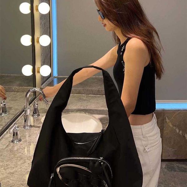 online celebrity live streaming women's bags 2023 popular bags dingdang bags lazy underarm bags advanced feeling women's bags
online celebrity live streaming women's bags 2023 popular bags dingdang bags lazy underarm bags advanced feeling women's bags