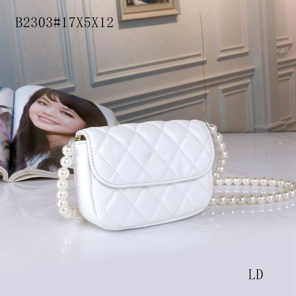 fsahion designer shoulder bag luxury handbag chain bag clutch plate women's plaid velvet line wallet double letter solid high waist squ
fsahion designer shoulder bag luxury handbag chain bag clutch plate women's plaid velvet line wallet double letter solid high waist squ