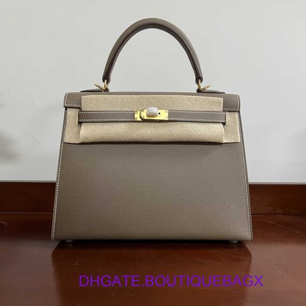 designer hremm kelyss evening bags for outlet elephant grey epsom hand patterned cowhide wax thread handsewn h family second generation bag
designer hremm kelyss evening bags for outlet elephant grey epsom hand patterned cowhide wax thread handsewn h family second generation bag