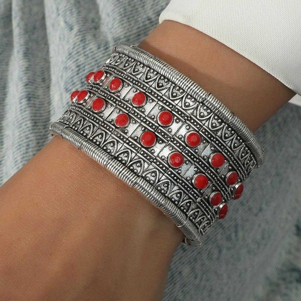 retro ethnic style handmade vacation exaggerated alloy bracelet ornament wholesale female, Golden;silver
retro ethnic style handmade vacation exaggerated alloy bracelet ornament wholesale female, Golden;silver