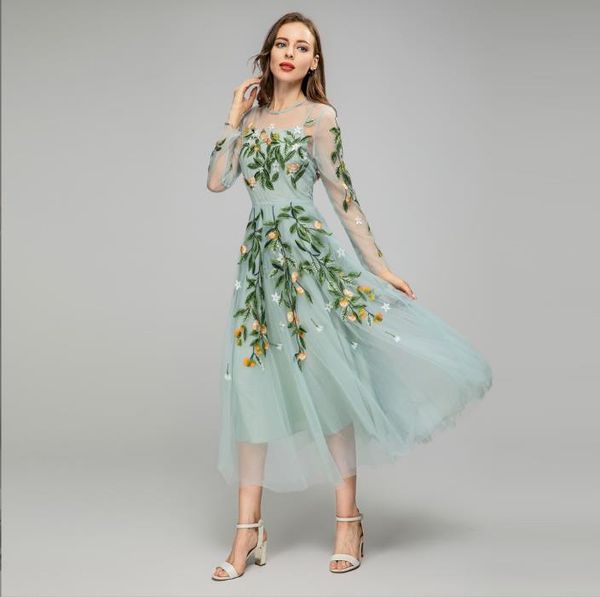 426 2023 spring flora print dress crew neck long sleeve crew neck gray mid calf polyester panelld dress luxury fashion prom womens cloth, Black
426 2023 spring flora print dress crew neck long sleeve crew neck gray mid calf polyester panelld dress luxury fashion prom womens cloth, Black