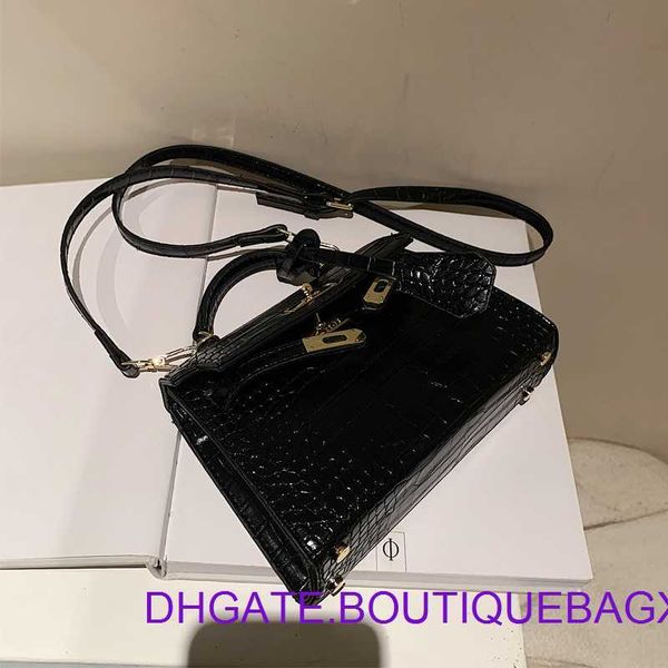 designer hremm kelyss evening bags for outlet advanced fashion versatile portable small square bag autumn and winter alligator cross body 20
designer hremm kelyss evening bags for outlet advanced fashion versatile portable small square bag autumn and winter alligator cross body 20