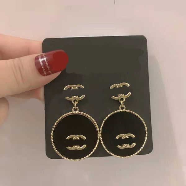 20style luxury designer brand stud earring fashion style round pendant for women girl party gift jewelry accessory, Golden;silver
20style luxury designer brand stud earring fashion style round pendant for women girl party gift jewelry accessory, Golden;silver