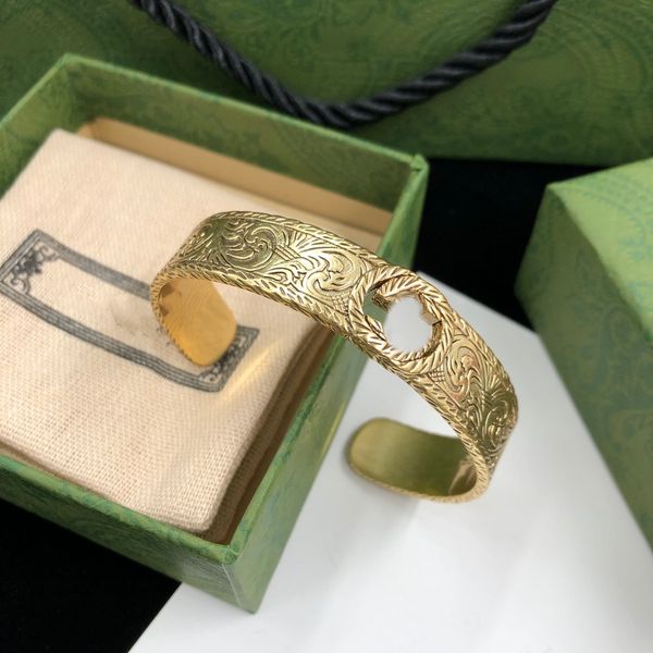 designer designed stylish and stylish women's letter bracelets for weddings, special designs for jewelry, parties, and birthday gifts, Golden;silver
designer designed stylish and stylish women's letter bracelets for weddings, special designs for jewelry, parties, and birthday gifts, Golden;silver