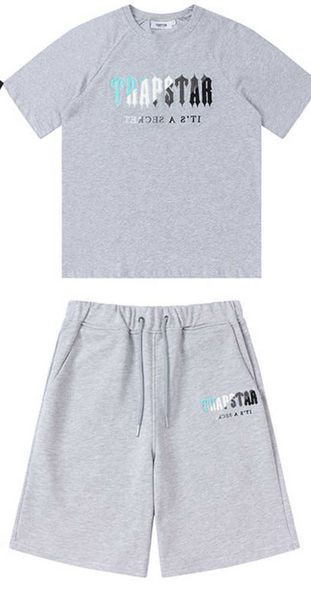 trapstar t shirt shorts chenille towels six colors embroidered tracksuits fabrics short suits summer clothing for men and women02, Gray
trapstar t shirt shorts chenille towels six colors embroidered tracksuits fabrics short suits summer clothing for men and women02, Gray