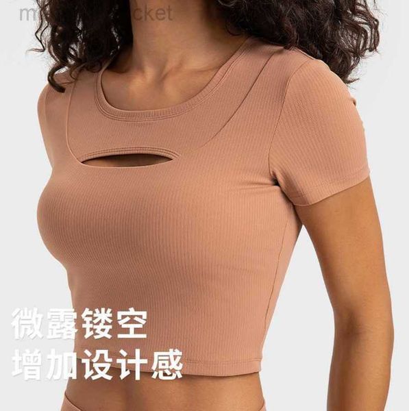 desginer alo yoga t shirt hollow out sports short sleeve women's short chest cushion slim fit thread elastic fitness suit 23ss, White
desginer alo yoga t shirt hollow out sports short sleeve women's short chest cushion slim fit thread elastic fitness suit 23ss, White
