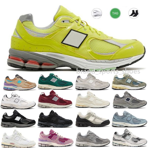 2002r casual shoes protection pack rain on cloud phantom designer athletic sneakers light grey bone light aluminum og 2002 r salehe bembury
2002r casual shoes protection pack rain on cloud phantom designer athletic sneakers light grey bone light aluminum og 2002 r salehe bembury