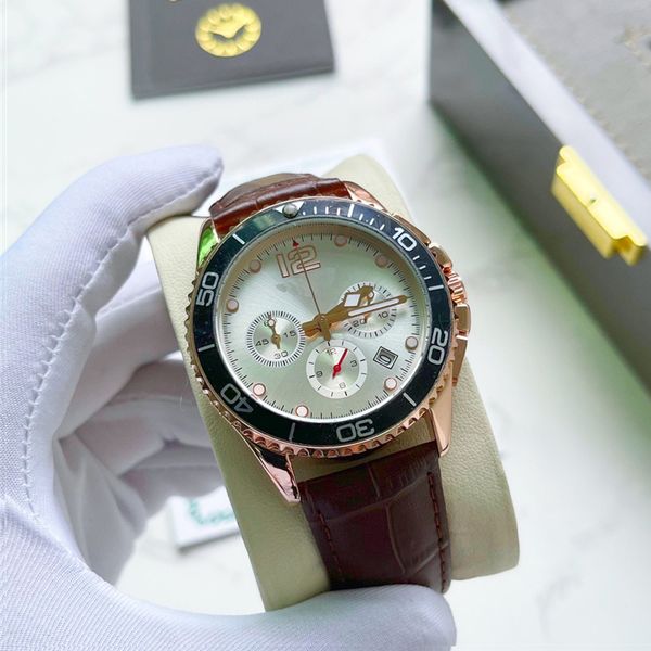 watch quartz mens watches 42mm silver wristband waterproof all leather wristband fashion designer wristwatch long7, Slivery;brown
watch quartz mens watches 42mm silver wristband waterproof all leather wristband fashion designer wristwatch long7, Slivery;brown