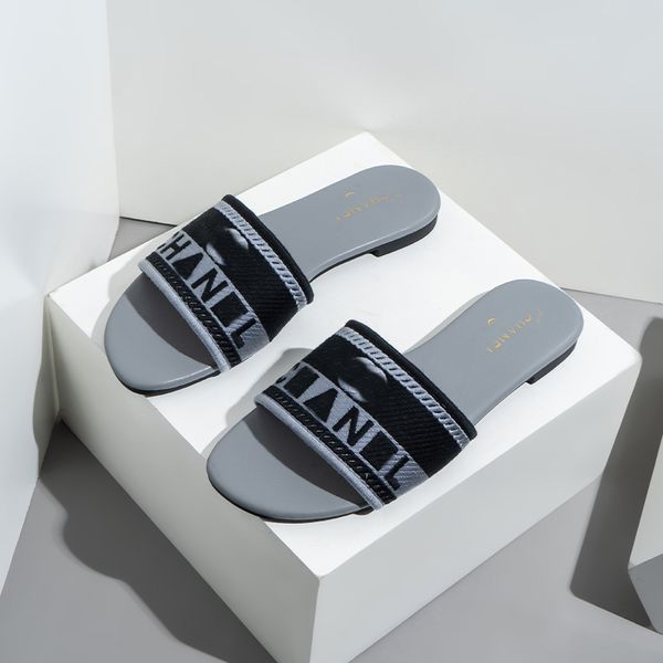 beautiful women slippers summer all-match thick-heeled fashion sandals fairy style collocation skirt designer high heels casual298, Black
beautiful women slippers summer all-match thick-heeled fashion sandals fairy style collocation skirt designer high heels casual298, Black