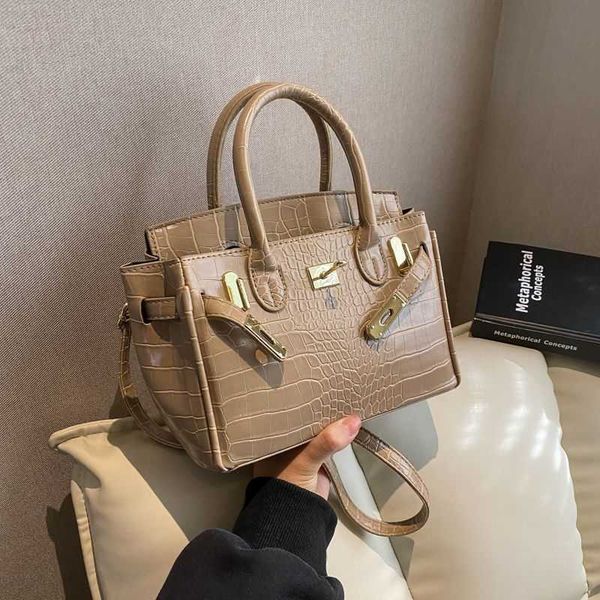designer bag tote bag handbags crossbody bag large capacity bag women's bag winter versatile new trend high-end crossbody bag crocodile
designer bag tote bag handbags crossbody bag large capacity bag women's bag winter versatile new trend high-end crossbody bag crocodile