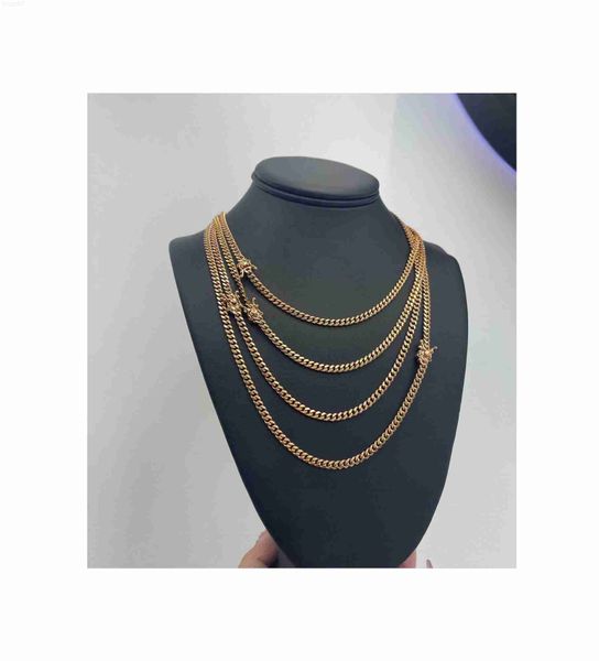 trendy men's cuban link chain 10k yellow gold - 95 grams of gold weight with 10.81 carats of diamonds weight, Silver
trendy men's cuban link chain 10k yellow gold - 95 grams of gold weight with 10.81 carats of diamonds weight, Silver