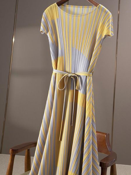 casual dresses summer pleated dress temperament fashion simple pleated oversized a-line long skirt office wear dating 230508, Black;gray
casual dresses summer pleated dress temperament fashion simple pleated oversized a-line long skirt office wear dating 230508, Black;gray