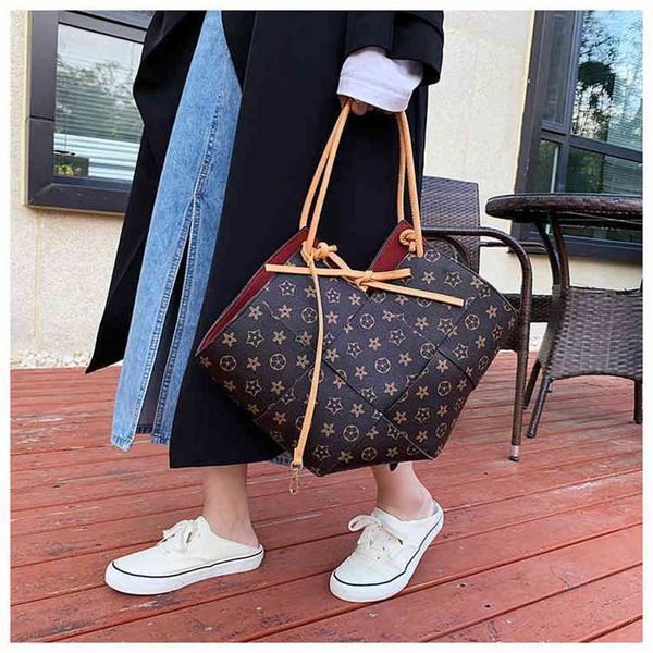 handbag designer style 2023 female spring diagonal armpit fashionable and super fire