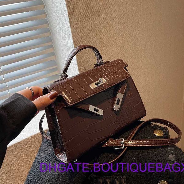 designer hremm kelyss bags for sale amy rabbit texture 2023 new style solid color simple and exquisite plaid foreign lock buckle versatile c
designer hremm kelyss bags for sale amy rabbit texture 2023 new style solid color simple and exquisite plaid foreign lock buckle versatile c