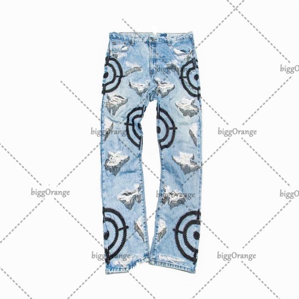men's jeans 2023 american style street hip hop ripped high waist light blue target print retro casual straight wide leg pants 230509
men's jeans 2023 american style street hip hop ripped high waist light blue target print retro casual straight wide leg pants 230509