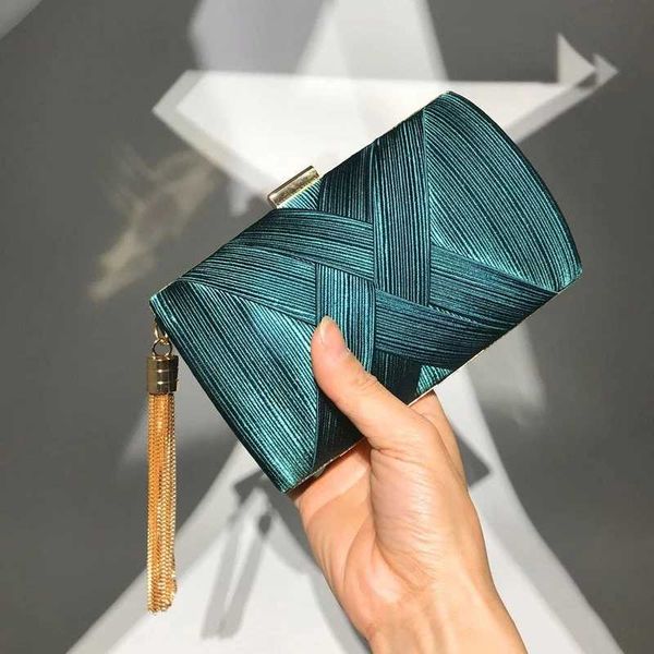 evening bags new wallet stylish multi color dinner bag luxury women bridal party prom golden tassel wedding clutch purse silk handbag 230427
evening bags new wallet stylish multi color dinner bag luxury women bridal party prom golden tassel wedding clutch purse silk handbag 230427