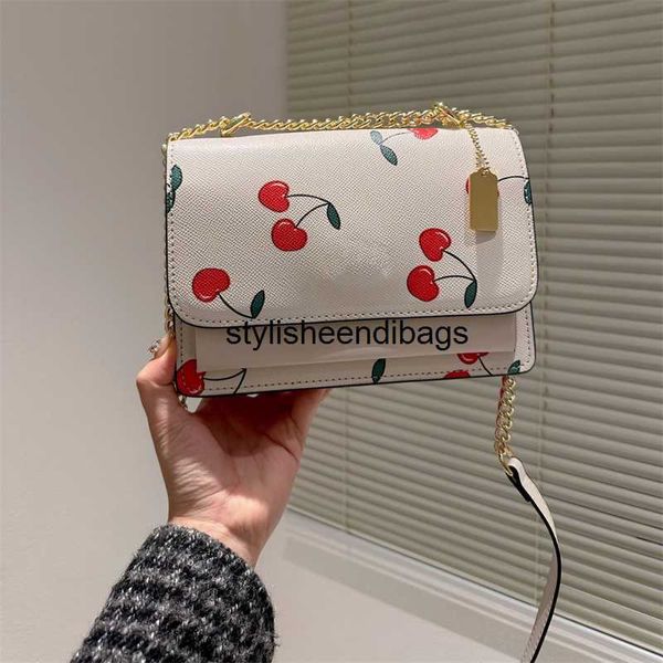 stylisheendibags fruit print women fashion crossbody bag luxurys design classic golden letters zipper chains hadbags totes
stylisheendibags fruit print women fashion crossbody bag luxurys design classic golden letters zipper chains hadbags totes