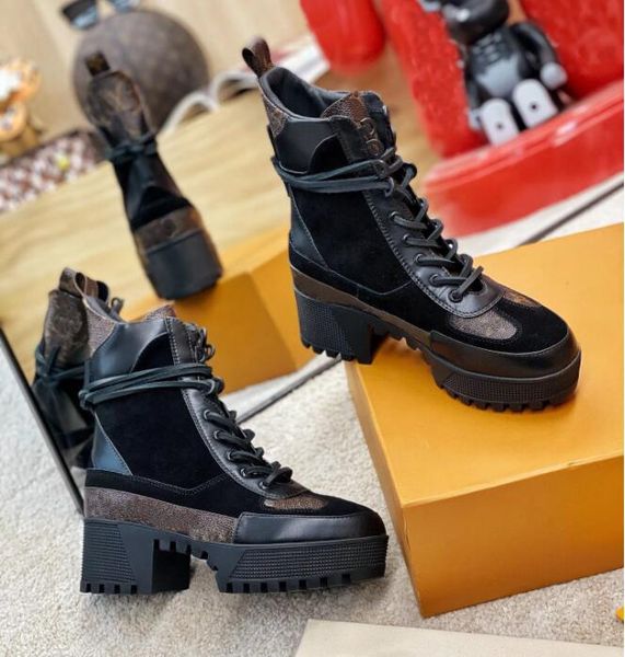 luxury brand women designer boots martin desert boo ts s flamingo love arrow medal 100% genuine leather thick winter shoes high heel size 35, Black
luxury brand women designer boots martin desert boo ts s flamingo love arrow medal 100% genuine leather thick winter shoes high heel size 35, Black