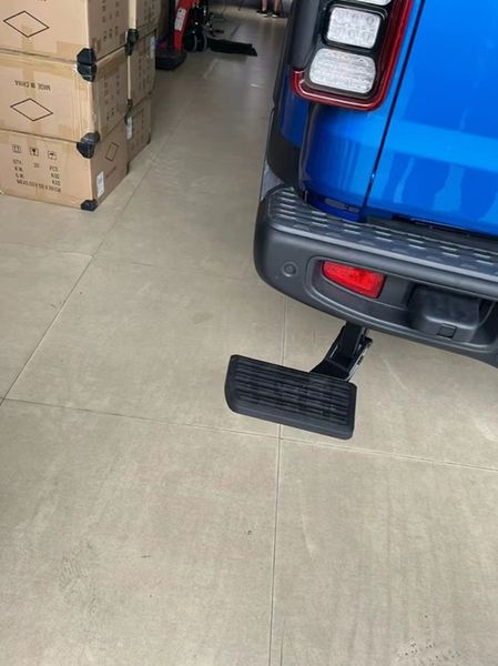 suitable for jeep jeep wrangler pickup gladiator rear door folding pedal jt hidden rear bumper pedal
suitable for jeep jeep wrangler pickup gladiator rear door folding pedal jt hidden rear bumper pedal