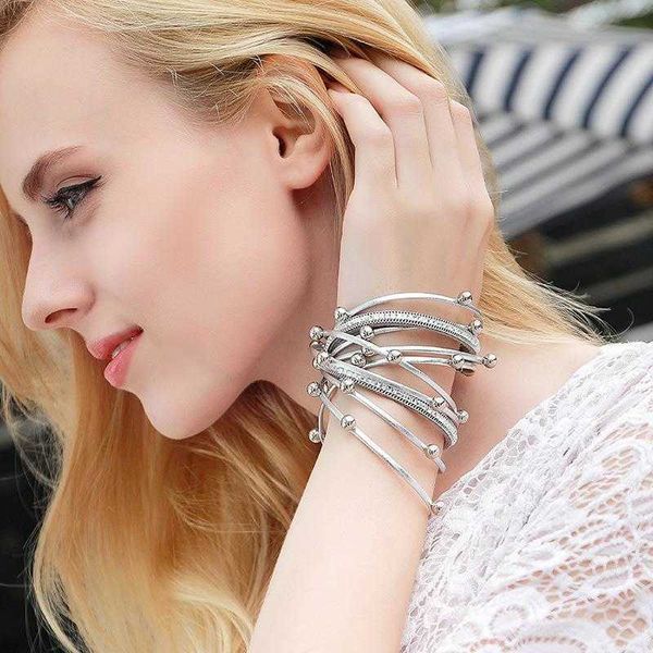 multi layer pearl pu leather bracelet diamond magnetic snap wholesale, Golden;silver
multi layer pearl pu leather bracelet diamond magnetic snap wholesale, Golden;silver