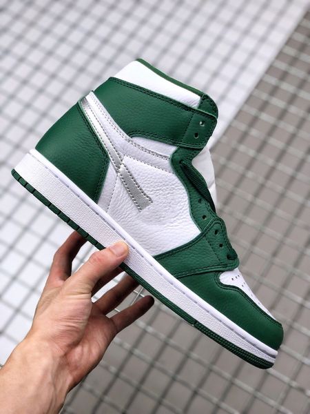 1 1s high og basketball shoes gorge green white metallic silver men women outdoor-indoor athletic designer sports sneakers with box
1 1s high og basketball shoes gorge green white metallic silver men women outdoor-indoor athletic designer sports sneakers with box