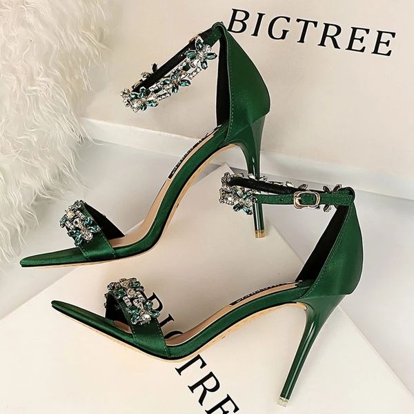 height increasing shoes bigtree open toe s sandal 2023 designer high heels sandals female summer heeled 230508, Black;white
height increasing shoes bigtree open toe s sandal 2023 designer high heels sandals female summer heeled 230508, Black;white