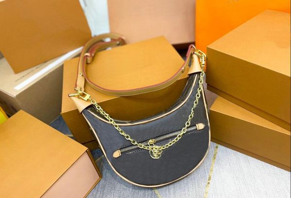 women's designer loop bag luxury half moon leather classic old flower clutch handbag gold chain zipper two shoulder straps metal fittin 
women's designer loop bag luxury half moon leather classic old flower clutch handbag gold chain zipper two shoulder straps metal fittin