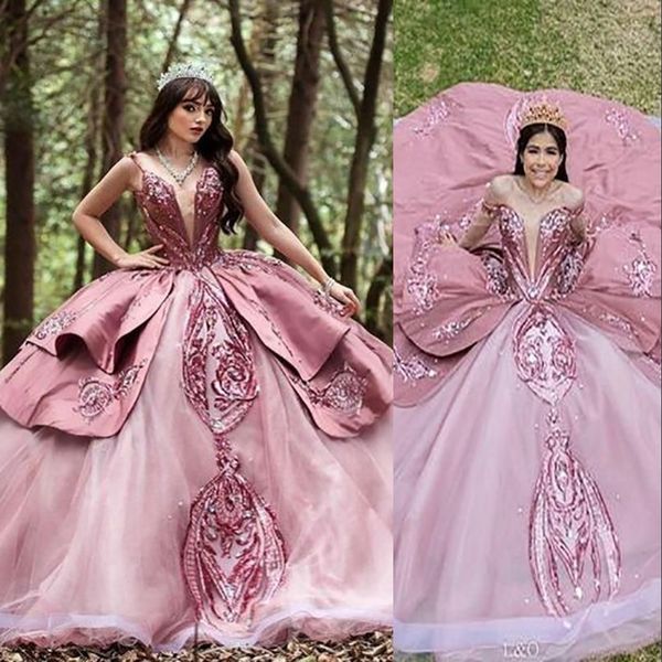2023 rose gold sequined quinceanera dresses sparkly ball gown spaghetti straps lace sequins appliques plus size sweet 16 zipper back formal, Blue;red
2023 rose gold sequined quinceanera dresses sparkly ball gown spaghetti straps lace sequins appliques plus size sweet 16 zipper back formal, Blue;red