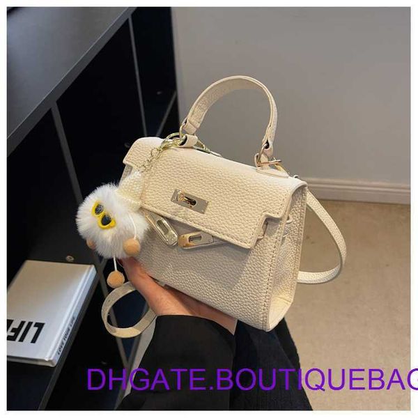 designer hremm kelys's bags for sale handheld women 2023 new style western texture one shoulder fashion litchi pattern crossbody small
designer hremm kelys's bags for sale handheld women 2023 new style western texture one shoulder fashion litchi pattern crossbody small
