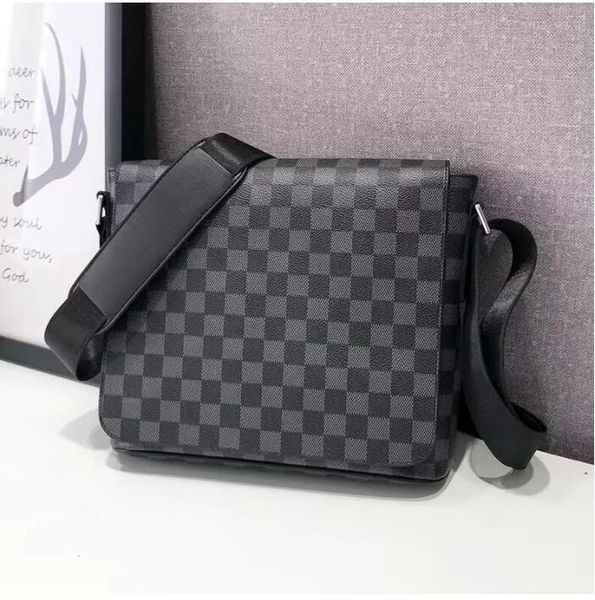 handbags men leather trio messenger bags luxury shoulder bag make up bag designer handbag tote mans fashion louiseitys ggs viutonitys
handbags men leather trio messenger bags luxury shoulder bag make up bag designer handbag tote mans fashion louiseitys ggs viutonitys