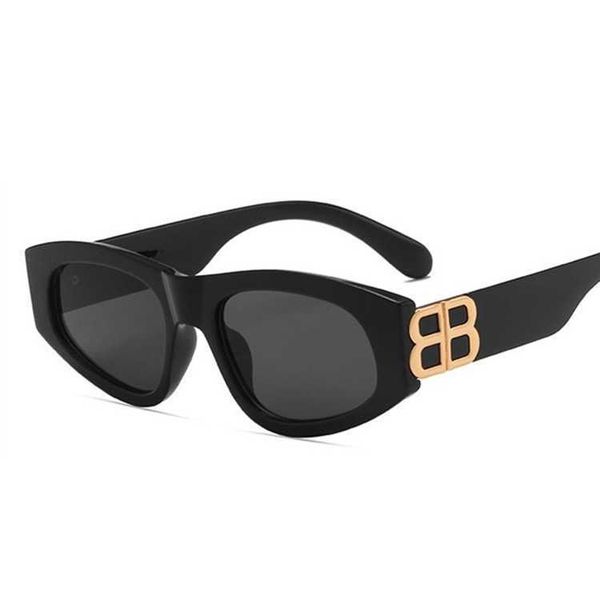 2021 women's cat eye personalized ins style plastic frame glasses leopard print color quick selling sunglasses, White;black
2021 women's cat eye personalized ins style plastic frame glasses leopard print color quick selling sunglasses, White;black