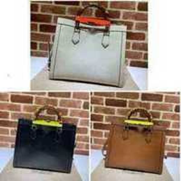 clothing luxury brand shopping bags medium bag 655658 embossing briefcase canvas women leather handb ap4e ud8j, Black;white
clothing luxury brand shopping bags medium bag 655658 embossing briefcase canvas women leather handb ap4e ud8j, Black;white