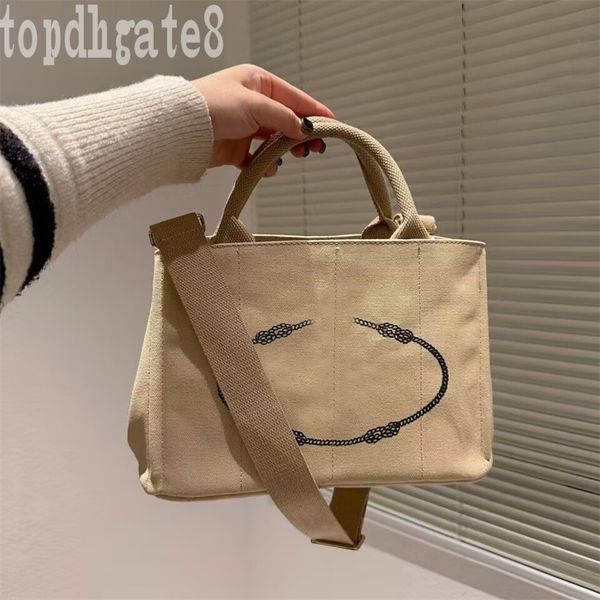 unique mens bags weave designer bag for men special for lady trendy borse homme large size beige summer coated metal triangle womens bag cut
unique mens bags weave designer bag for men special for lady trendy borse homme large size beige summer coated metal triangle womens bag cut